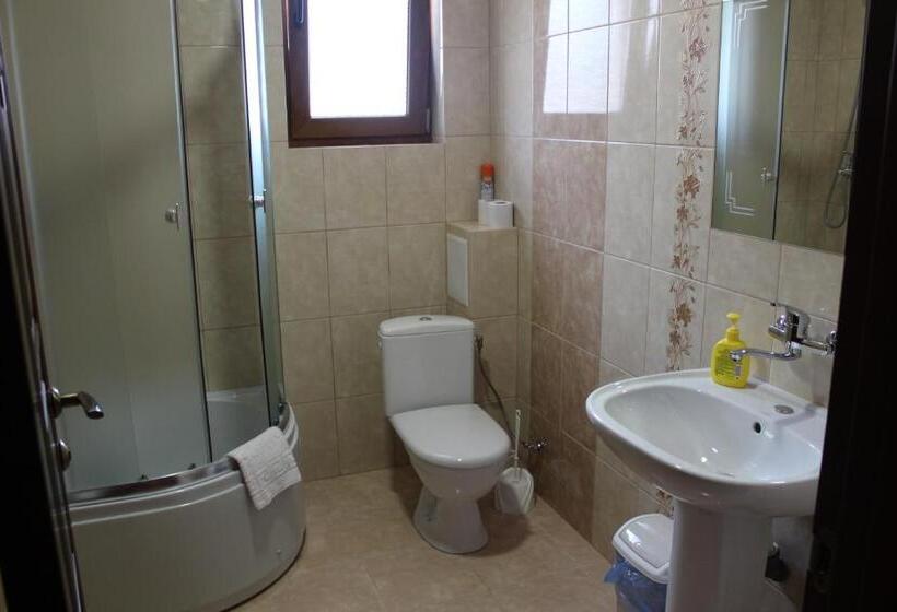 בית מלון כפרי Sukhoviia