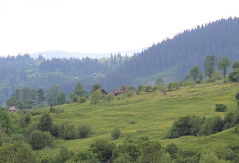 בית מלון כפרי Sukhoviia