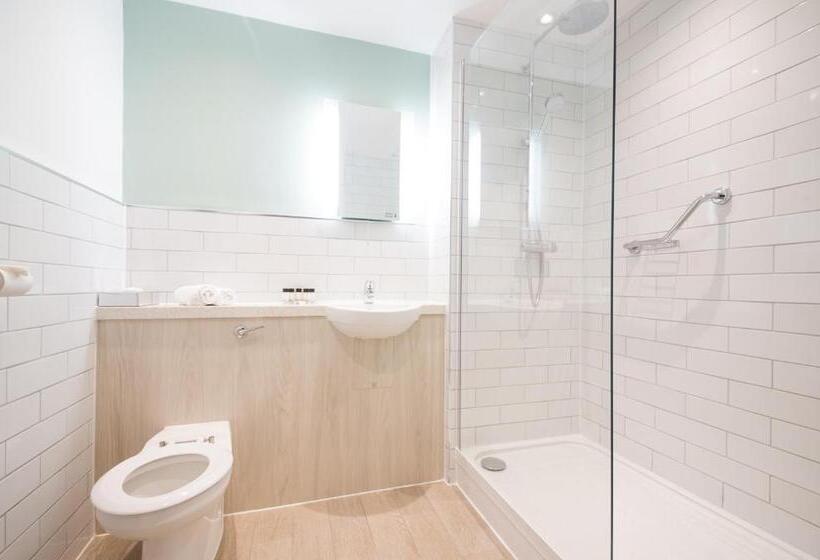 Отель The Beach Arms By Innkeeper S Collection