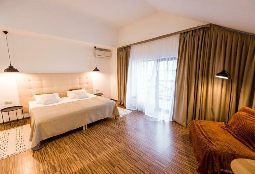 בית מלון כפרי Veselyj Zajets