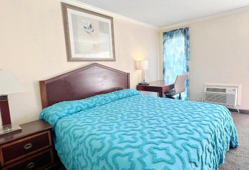 فندق على الطريق Victorian Inn