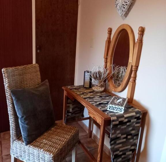 膳宿费 Acacia Gastehuis