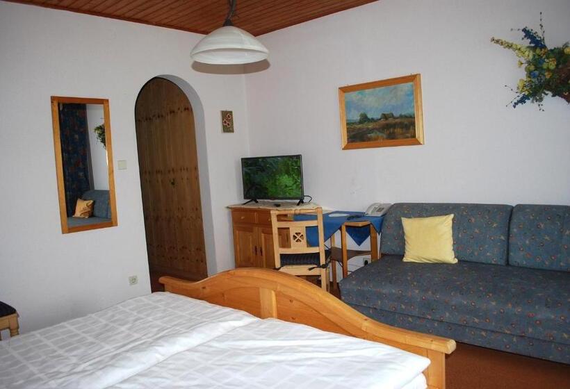 بنسيون Angerhof