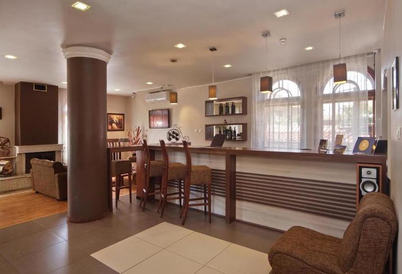 פנסיון Anita House