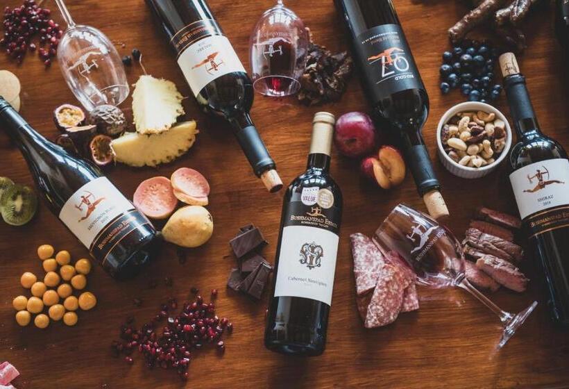 ペンション Bushmanspad Estate