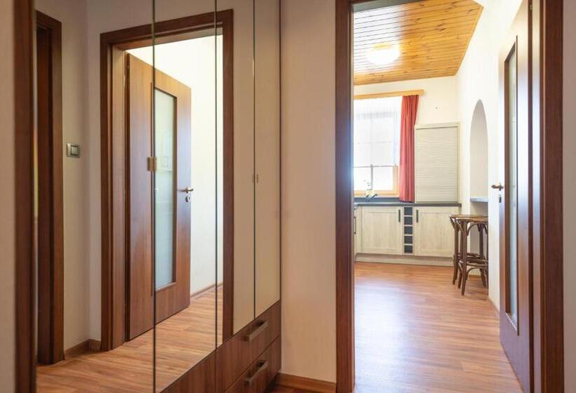 بنسيون Ea Horský Hotel Hájenka