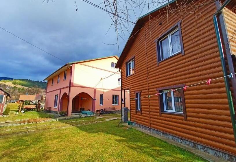 بنسيون Girskyi Kutochok