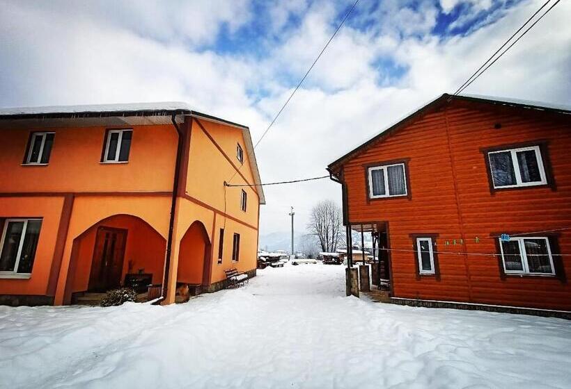 بنسيون Girskyi Kutochok