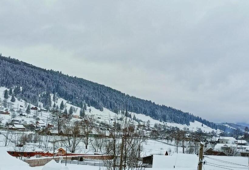 بنسيون Girskyi Kutochok