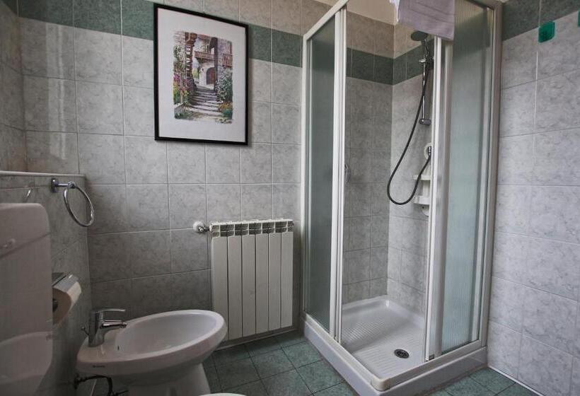 פנסיון La Chiocciola Guesthouse Briantea