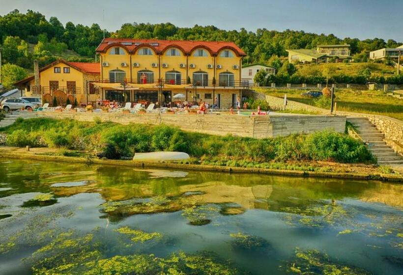 Пансион Mai Danube