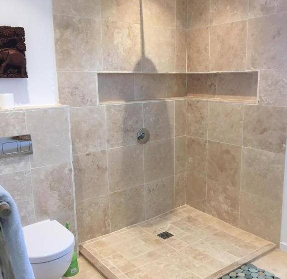 פנסיון Nakai Beach Homestay