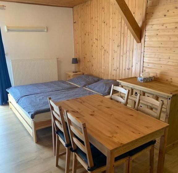 פנסיון Penzion A Restaurace Vyhlídka