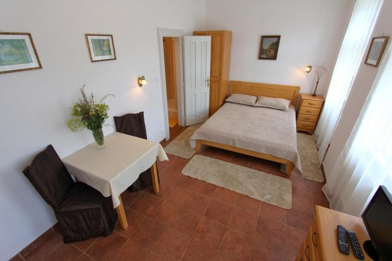 پانسیون Penzion Jelen Vranov Nad Dyjí