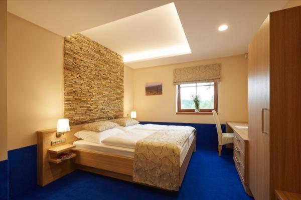 膳宿费 Penzion Na Kraji Lesa