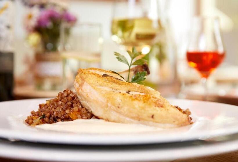 膳宿费 Penzion Na Kraji Lesa