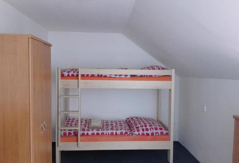 بنسيون Penzion U Hyklů