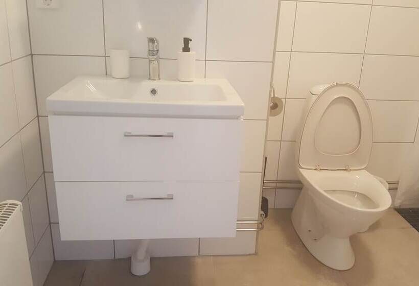 ペンション Sjötorp Vandrarhem