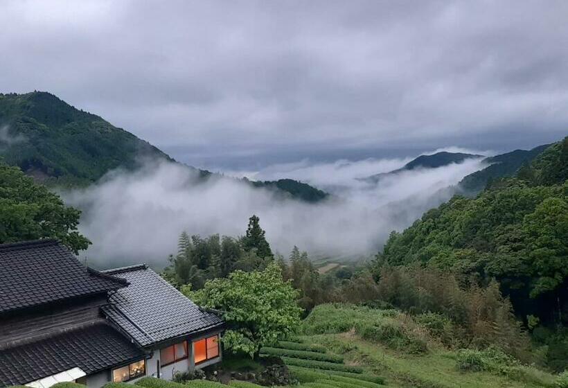 بنسيون Sky Tea House