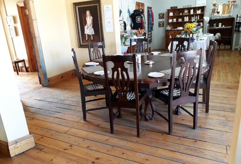 膳宿费 Steytlerville Royal