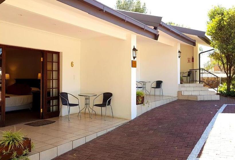 פנסיון The Hut