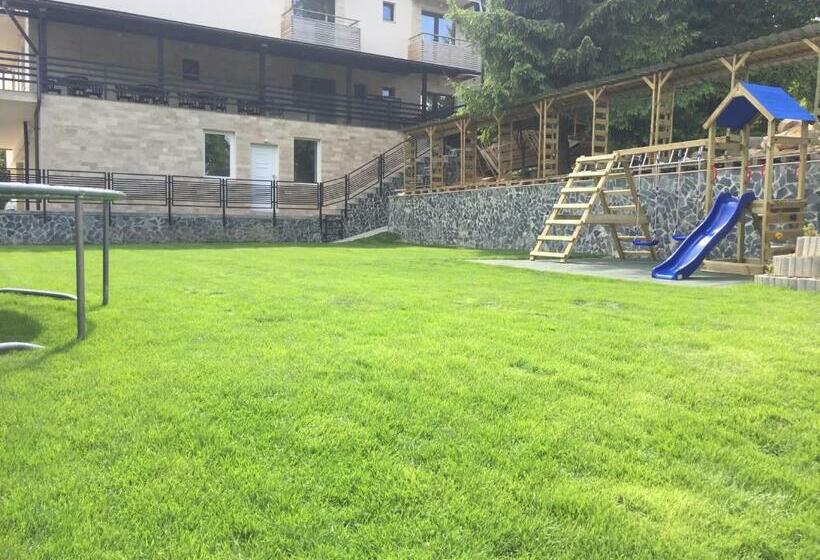 بنسيون Transylvania Villa & Spa