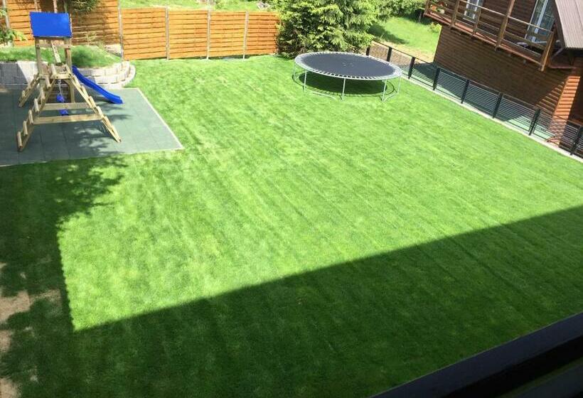 بنسيون Transylvania Villa & Spa