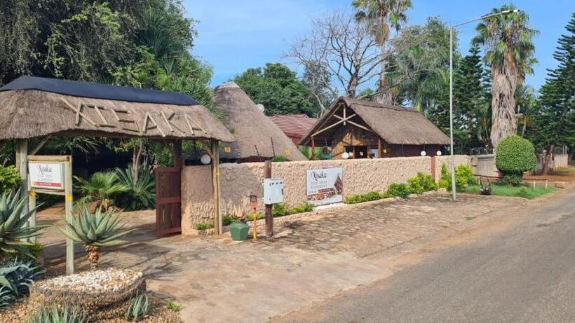 بنسيون Xisaka Guest House