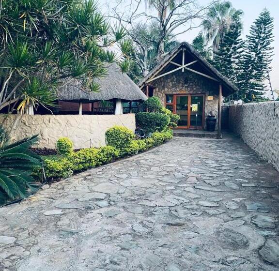 بنسيون Xisaka Guest House