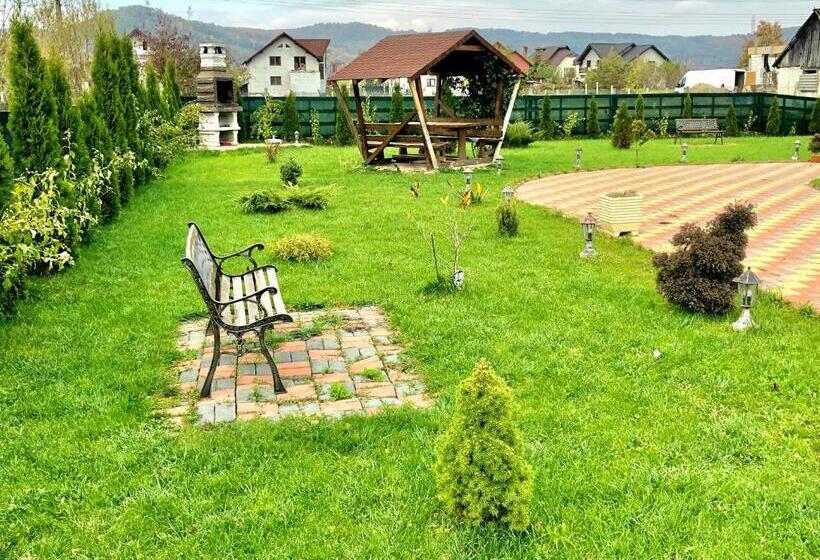 Pensiunea Casa Albă