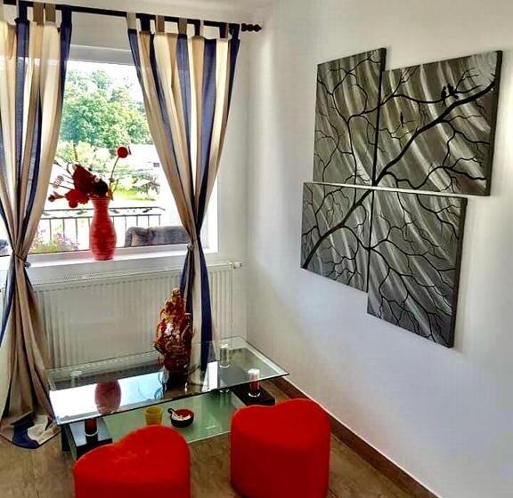 Pensiunea Casa Albă