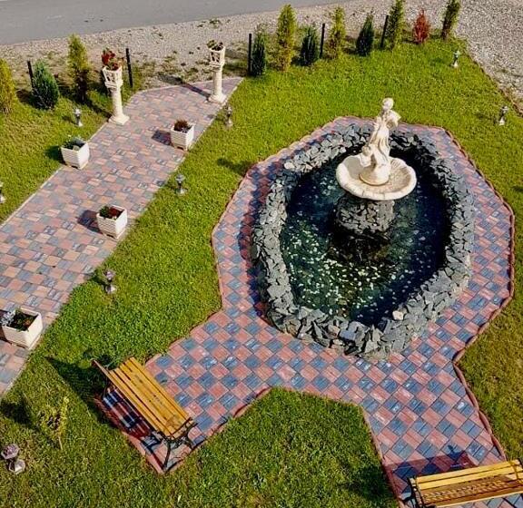 Pensiunea Casa Albă