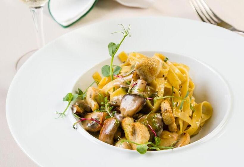 리조트 Apollo Wellness Club