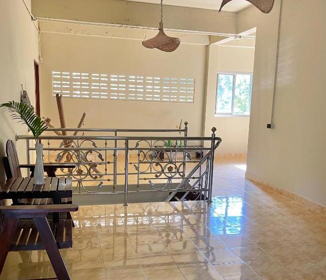 리조트 Mythai Guesthouse