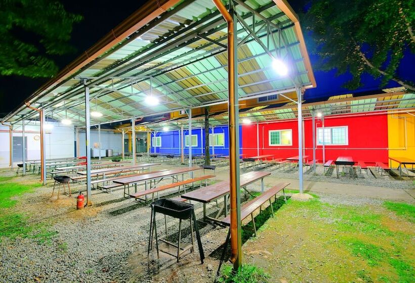 منتجع Sungbochon Youth Hostel   Hostel