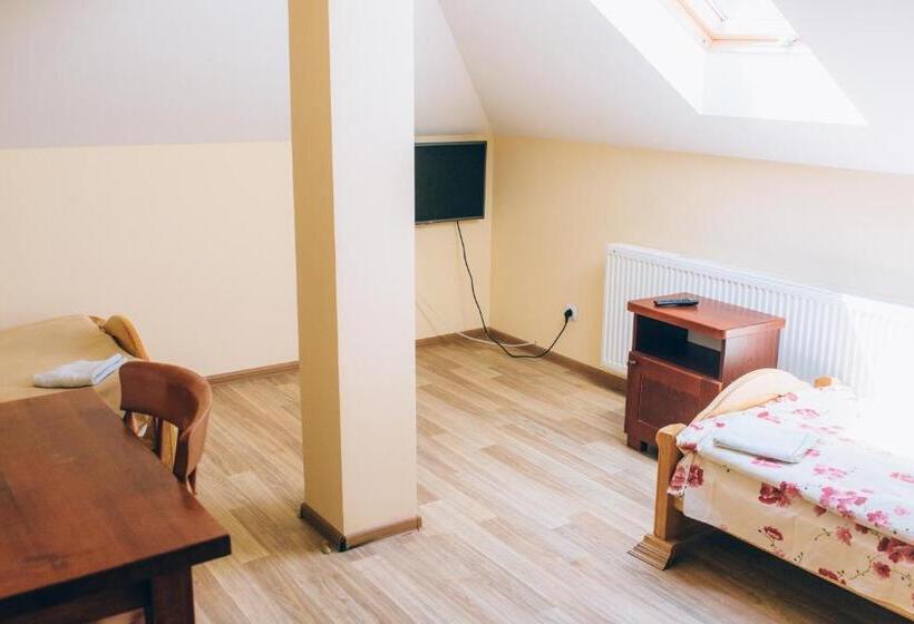 فندق صغير Berizka