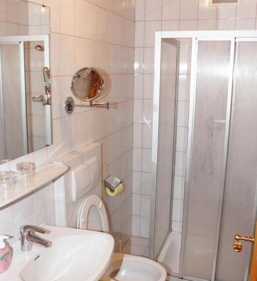 فندق صغير Gasthaus Stefaner