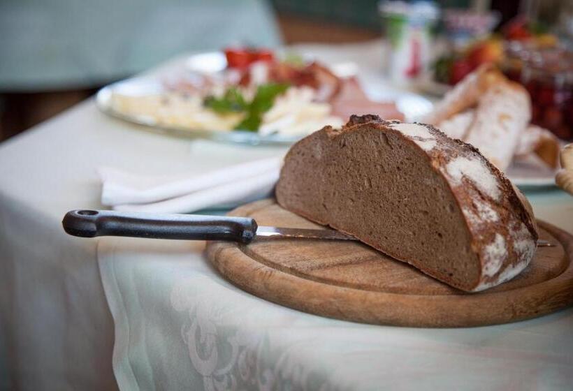 Общежитие Gasthof Mauthner Zum Kirchenwirt