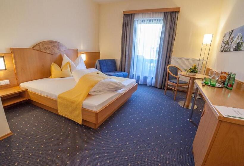 Общежитие Gasthof Mauthner Zum Kirchenwirt