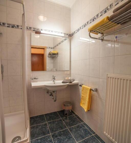 호스텔 Gasthof Mauthner Zum Kirchenwirt