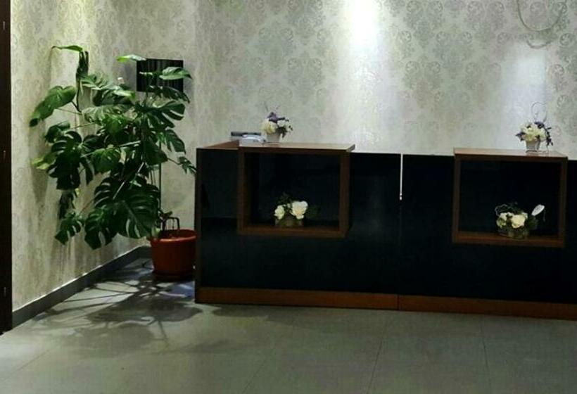 ユースホステル Grande Palace