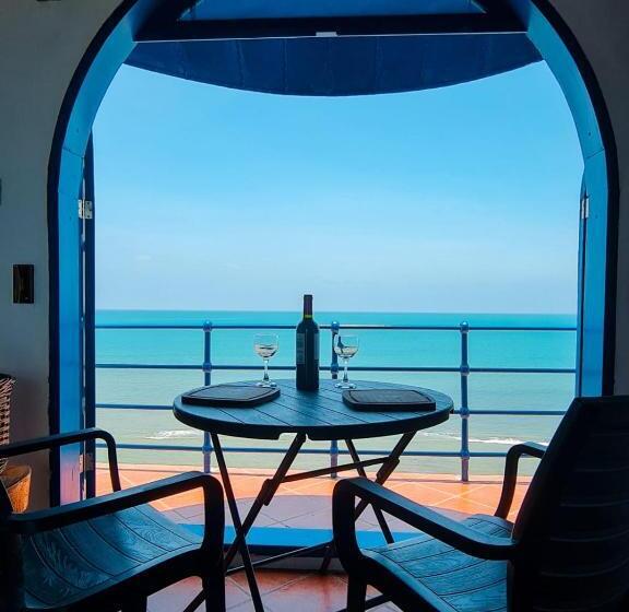 هاستل Hosteria Farallon Dillon