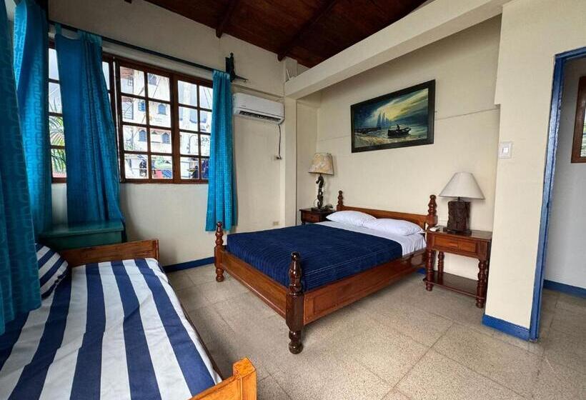 هاستل Hosteria Farallon Dillon