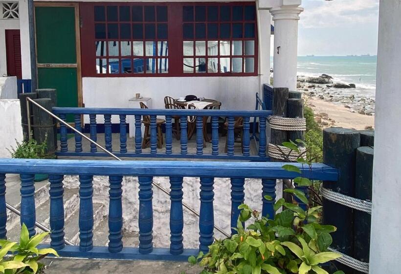 هاستل Hosteria Farallon Dillon