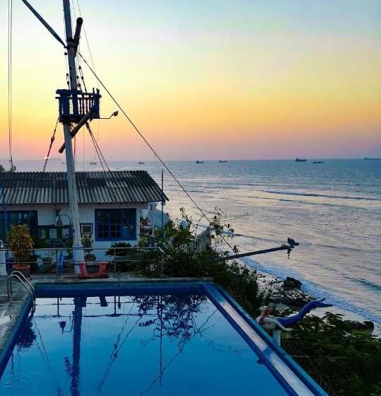 هاستل Hosteria Farallon Dillon