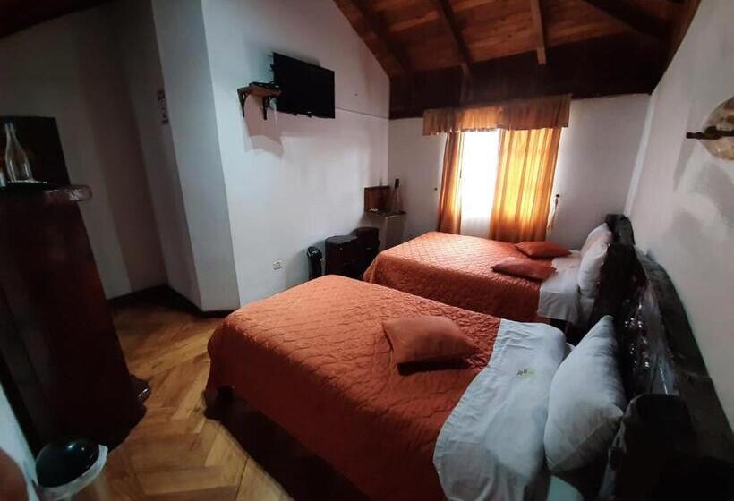 فندق صغير Hosteria San Jose De Sigchos