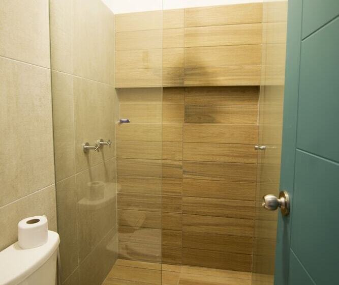 فندق صغير Kauhuhu Casa