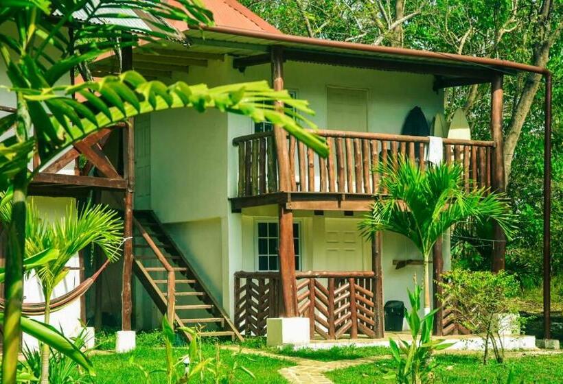 Общежитие La Choza Playa Venao