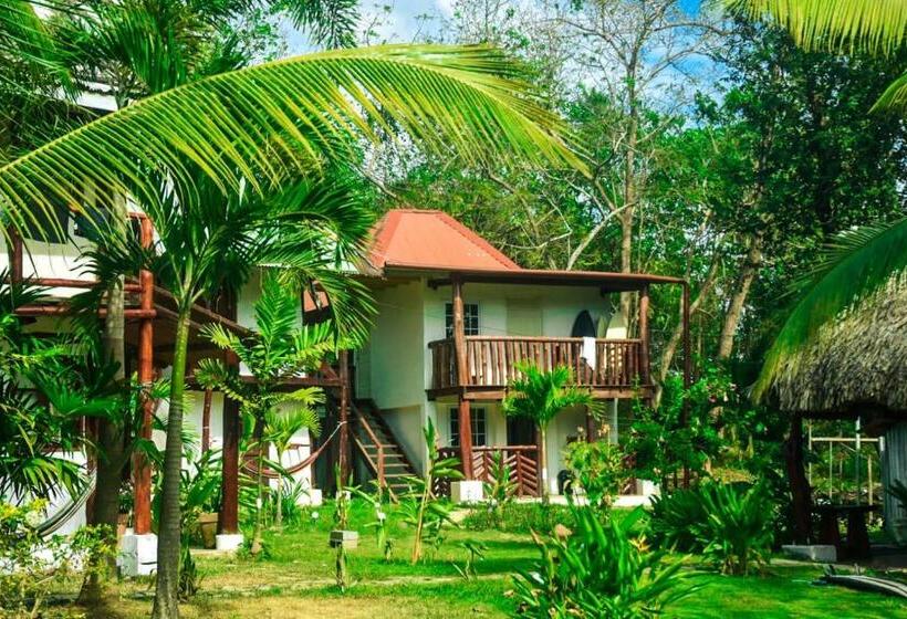 Общежитие La Choza Playa Venao