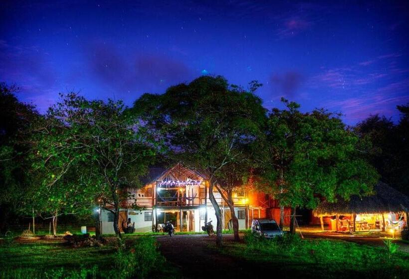 Общежитие La Choza Playa Venao